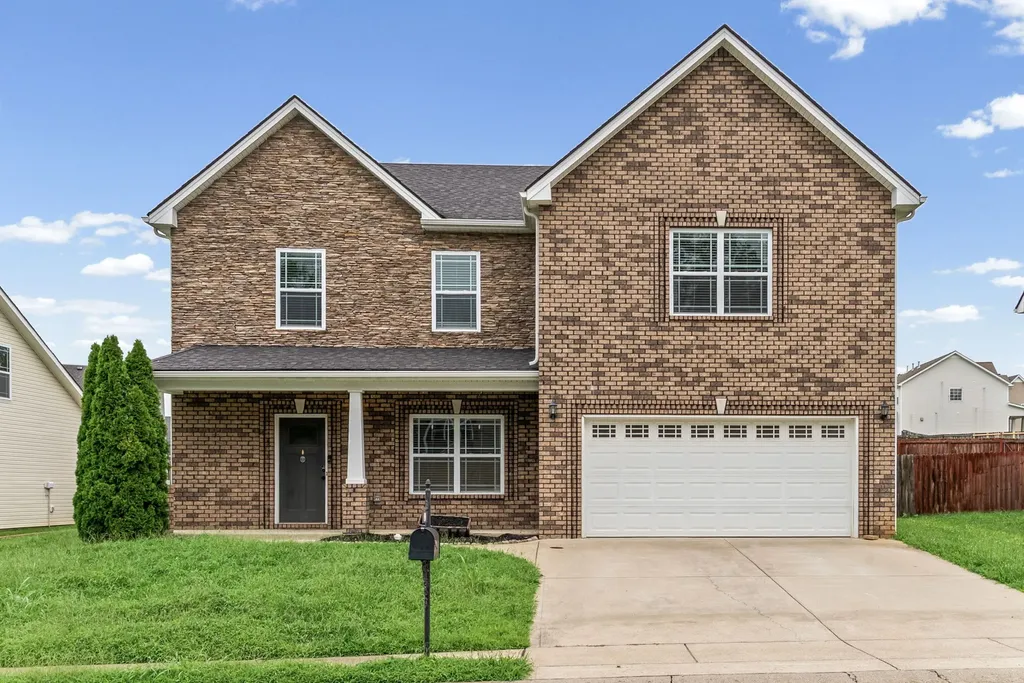880 Cherry Blossom Lane Clarksville TN 37040