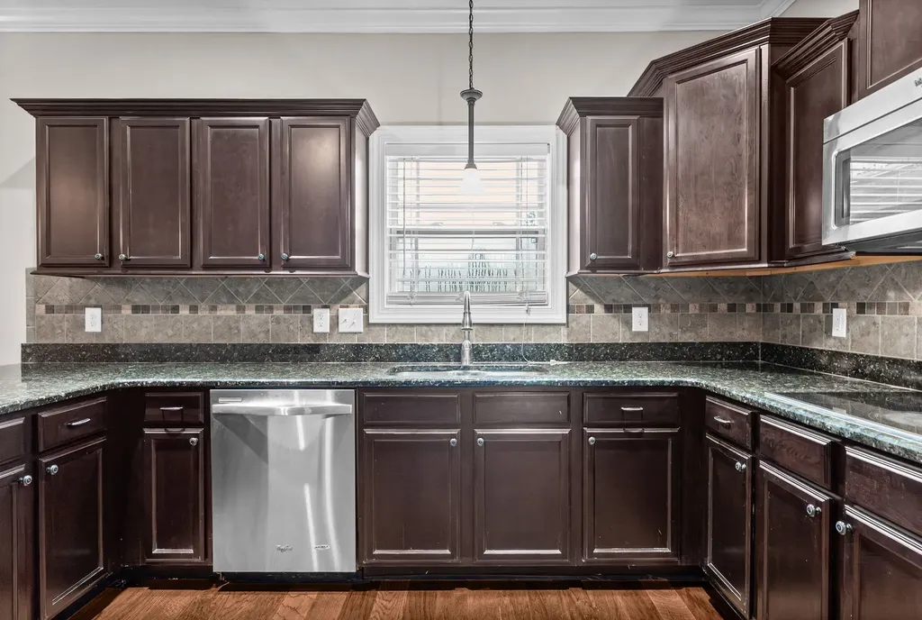 880 Cherry Blossom Lane Clarksville TN 37040