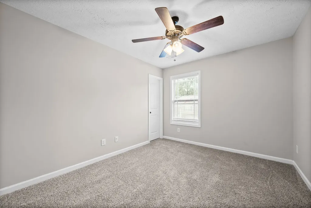 880 Cherry Blossom Lane Clarksville TN 37040