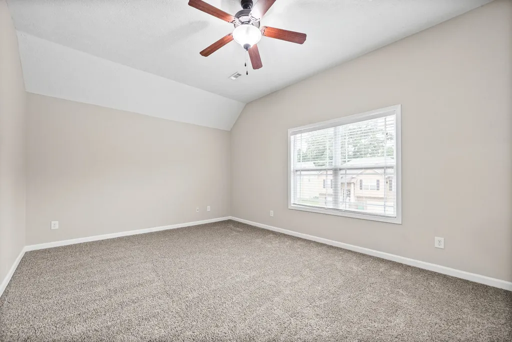 880 Cherry Blossom Lane Clarksville TN 37040