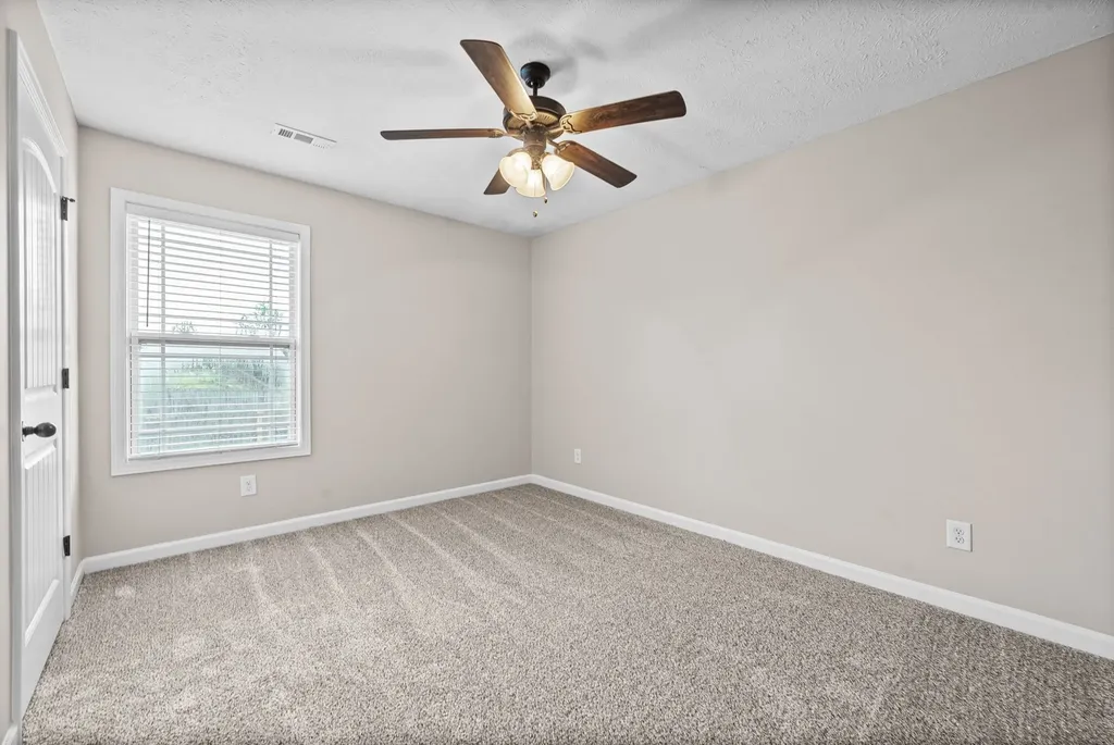 880 Cherry Blossom Lane Clarksville TN 37040