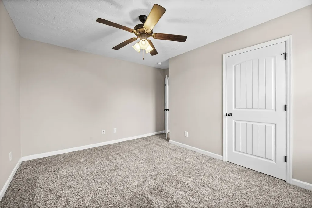 880 Cherry Blossom Lane Clarksville TN 37040
