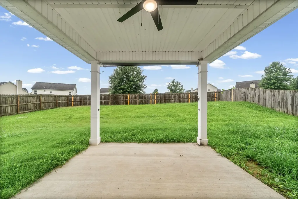 880 Cherry Blossom Lane Clarksville TN 37040