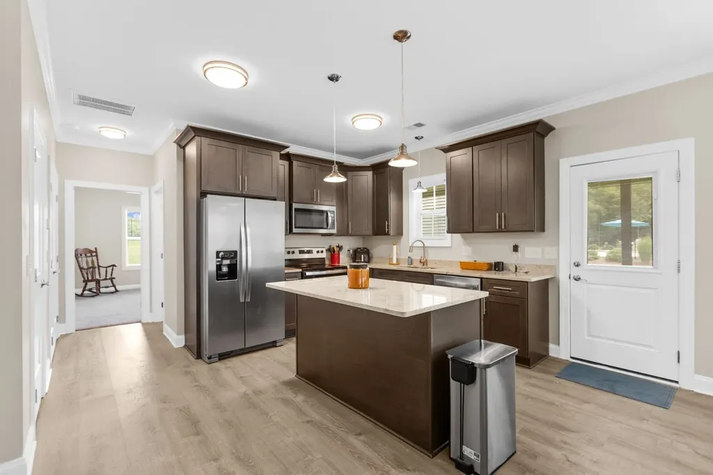 69 Meadows Road Hillsboro TN 37342