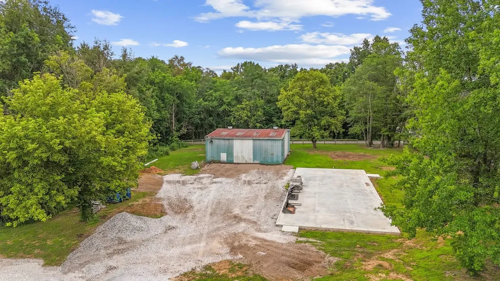 69 Meadows Road Hillsboro TN 37342