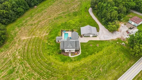 69 Meadows Road Hillsboro TN 37342