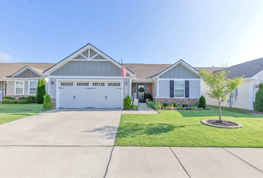 1014 Wilkinson Lane White House TN 37188