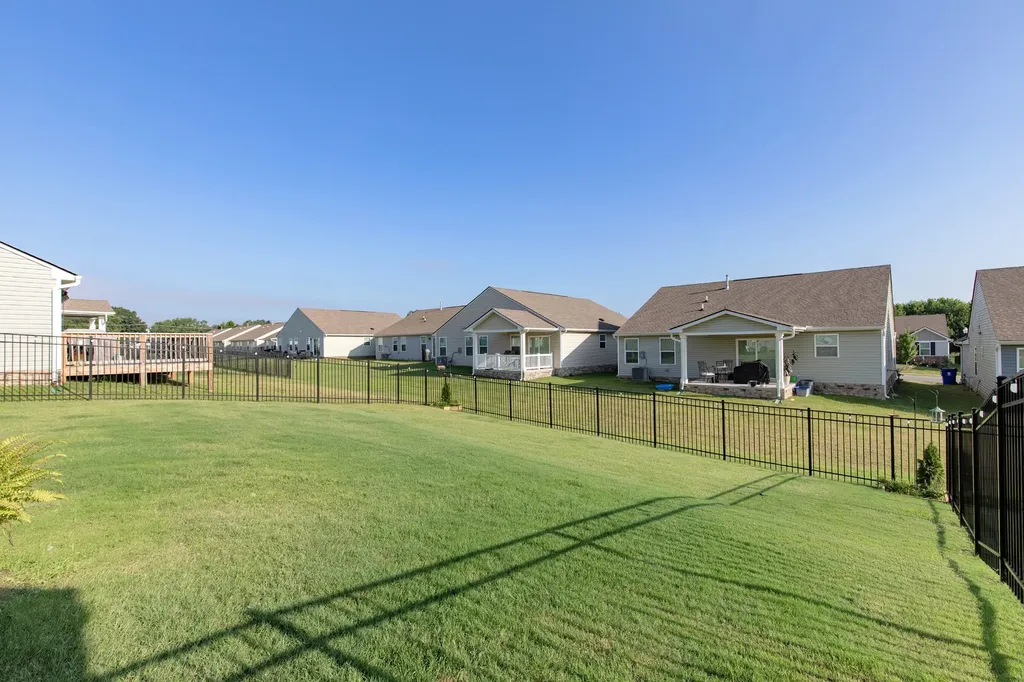 1014 Wilkinson Lane White House TN 37188