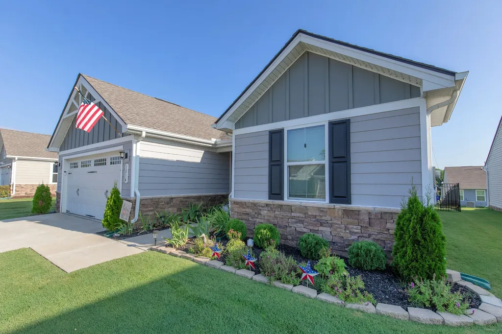 1014 Wilkinson Lane White House TN 37188