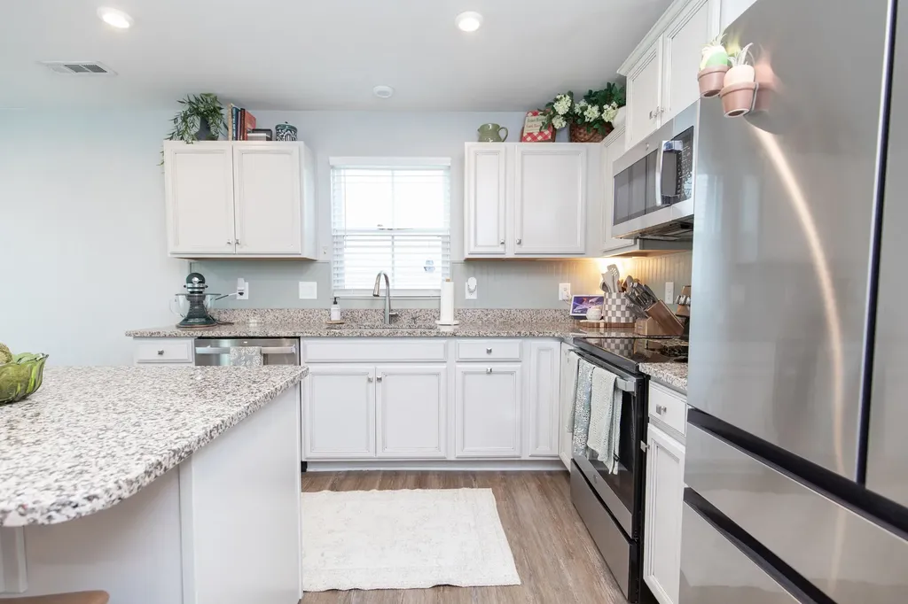 1014 Wilkinson Lane White House TN 37188