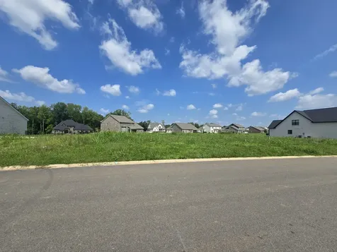 506 Foxglove Lane Clarksville TN 37043