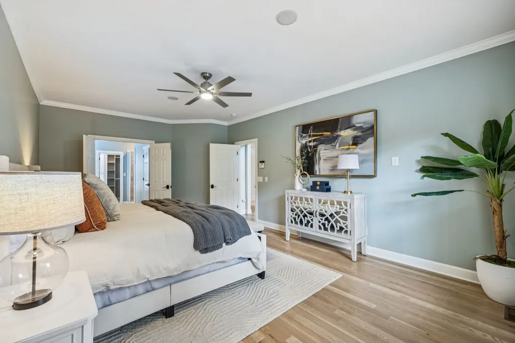1113B Biltmore Drive Nashville TN 37204