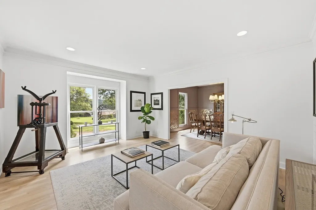 6436 Worchester Drive Nashville TN 37221