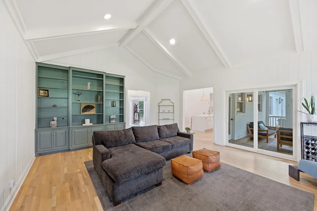 6436 Worchester Drive Nashville TN 37221