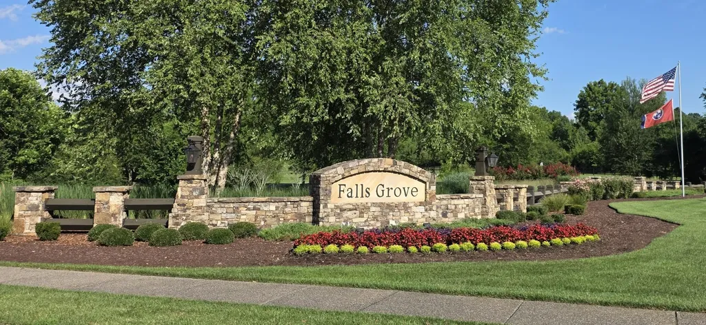 6910 Wellsford Lane College Grove TN 37046