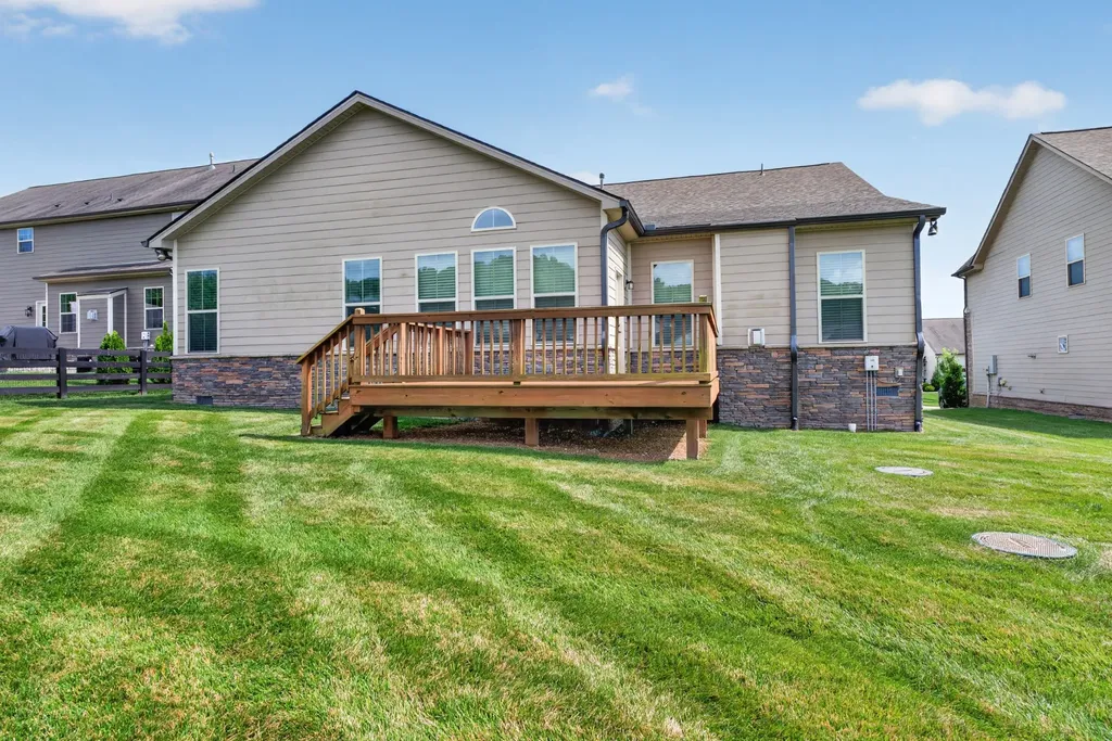 6910 Wellsford Lane College Grove TN 37046