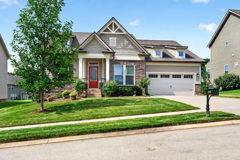 6910 Wellsford Lane College Grove TN 37046