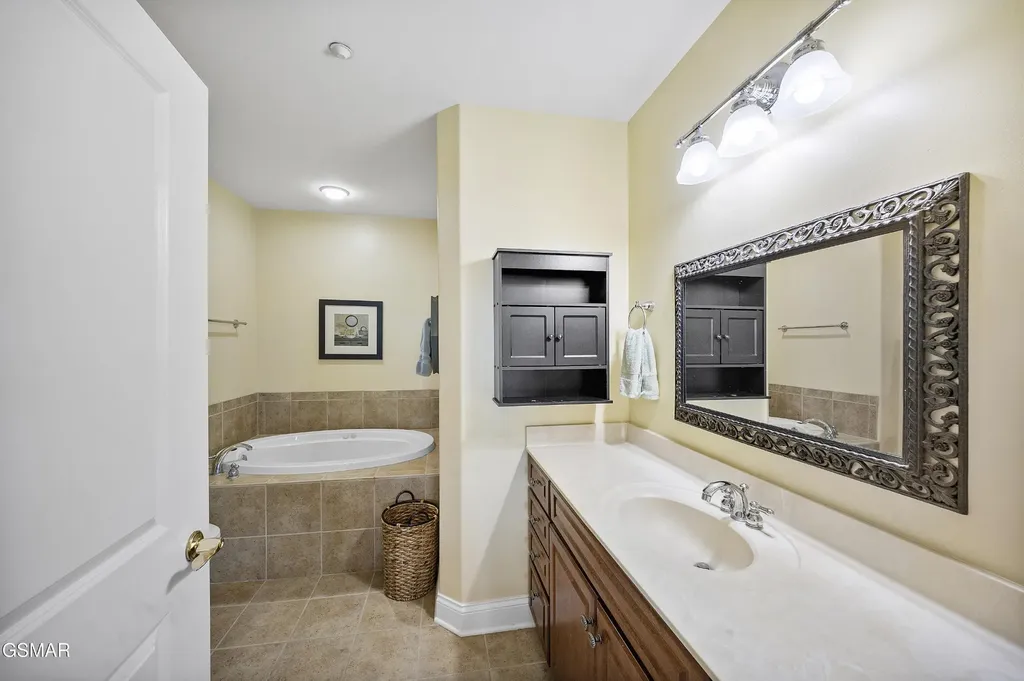 1269 Highway 139 Dandridge TN 37725