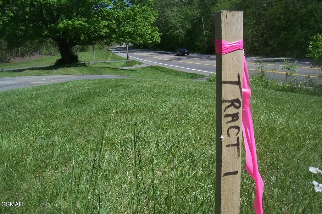 1 Chapman Highway Seymour TN 37865