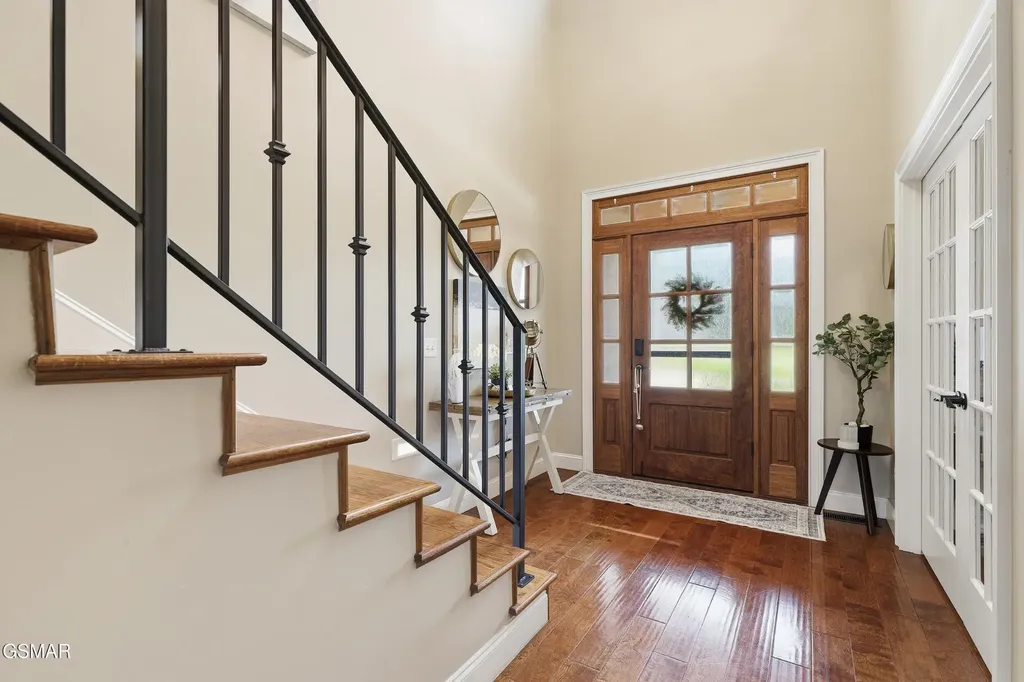 705 Waters Edge Dandridge TN 37725
