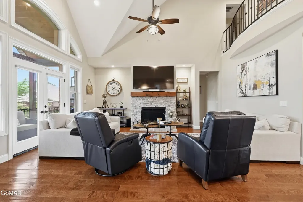 705 Waters Edge Dandridge TN 37725