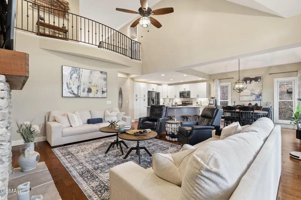 705 Waters Edge Dandridge TN 37725