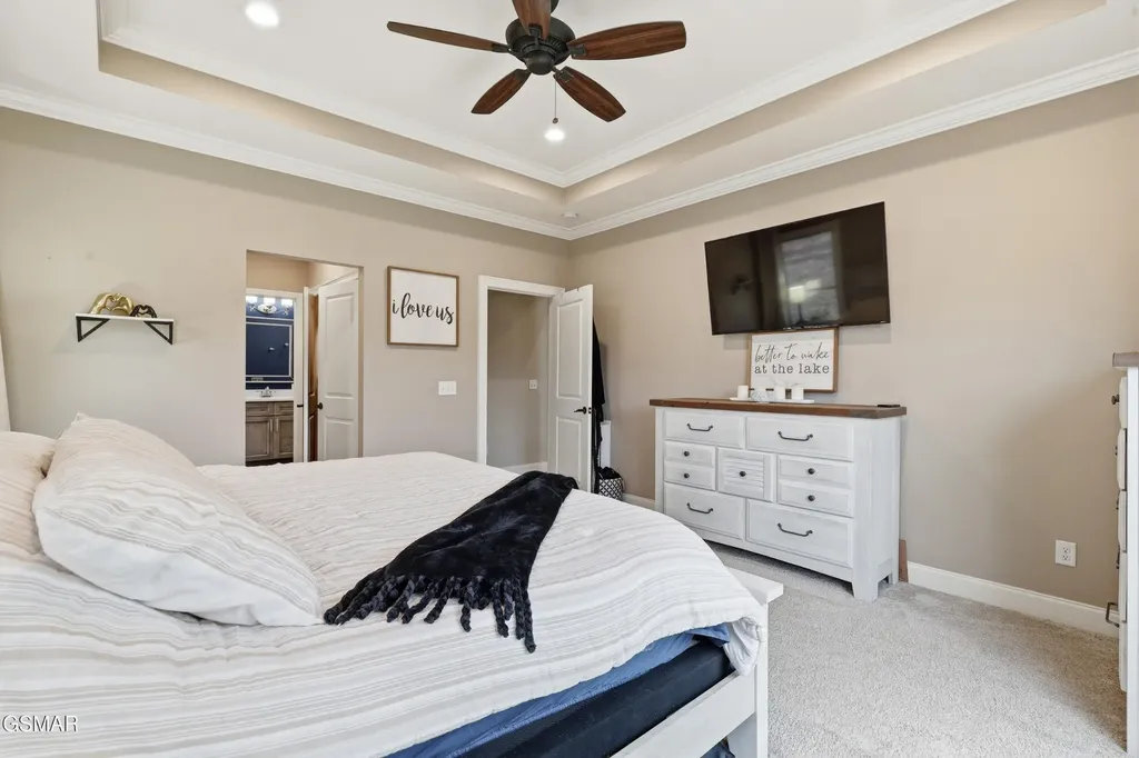 705 Waters Edge Dandridge TN 37725