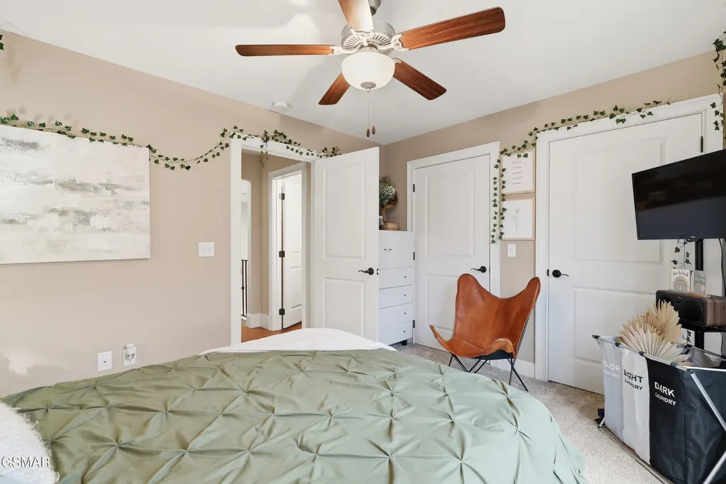705 Waters Edge Dandridge TN 37725
