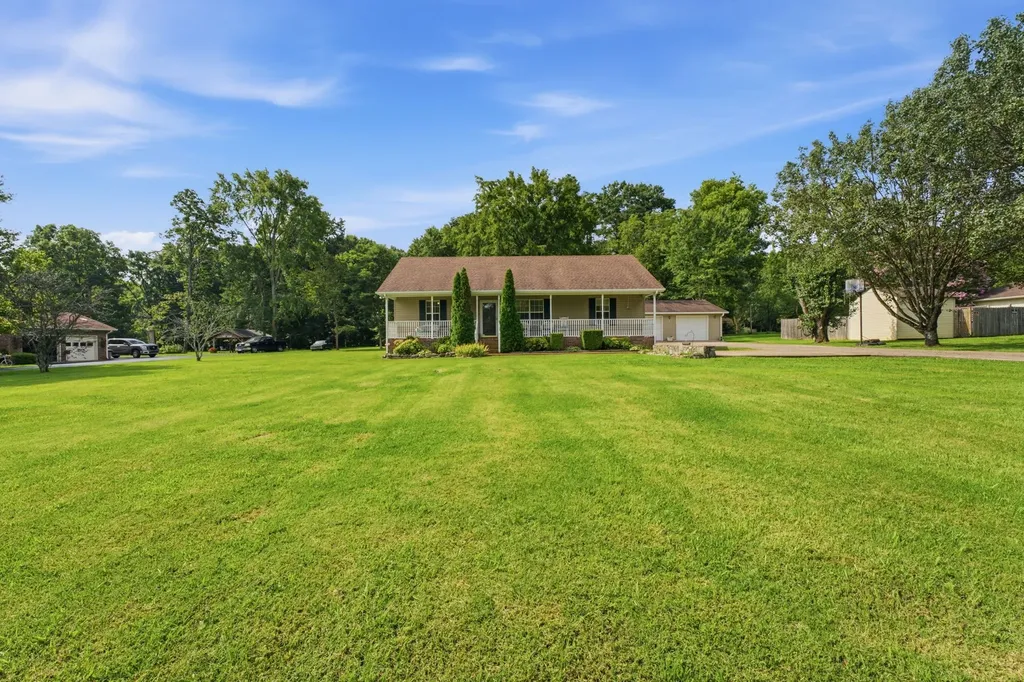 912 Trousdale Ferry Pike Lebanon TN 37087