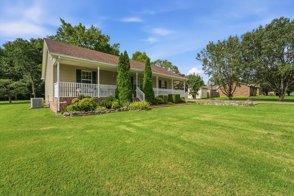 912 Trousdale Ferry Pike Lebanon TN 37087