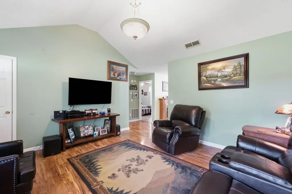 912 Trousdale Ferry Pike Lebanon TN 37087