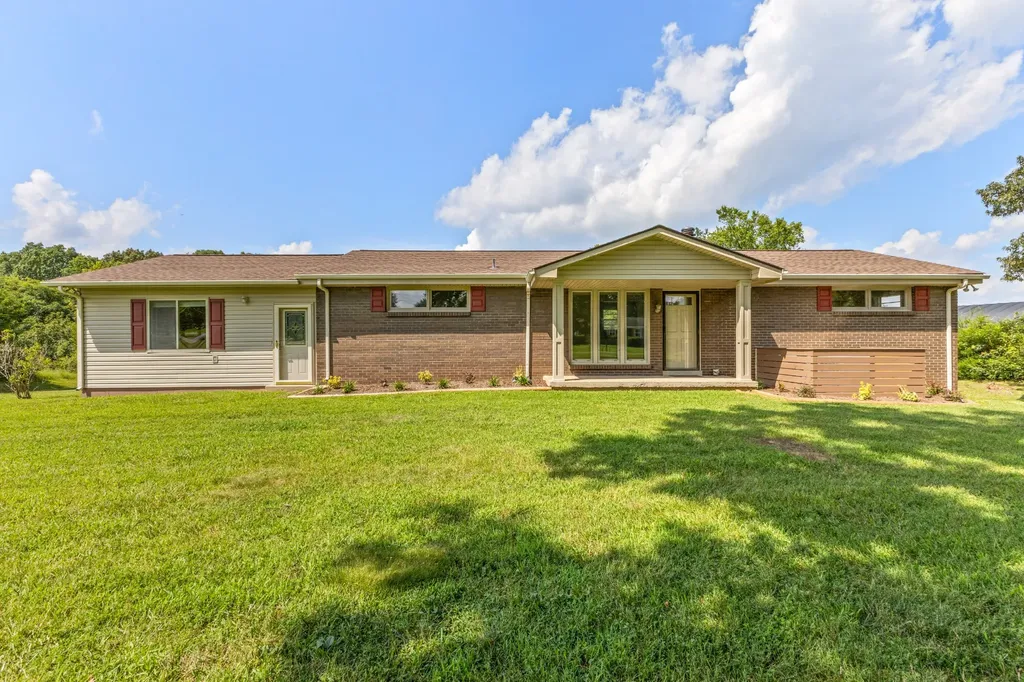 1283 Bandy Road Ashland City TN 37015