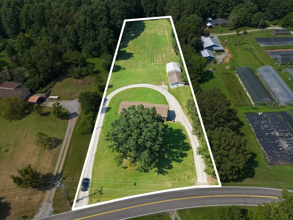 1283 Bandy Road Ashland City TN 37015