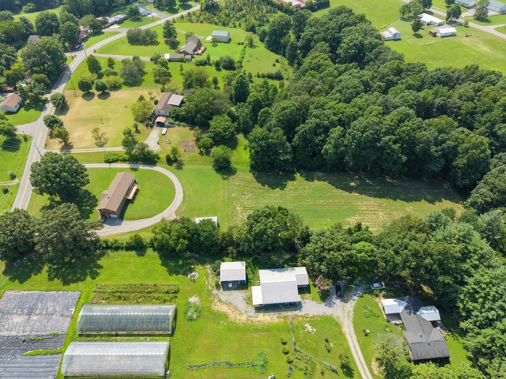 1283 Bandy Road Ashland City TN 37015