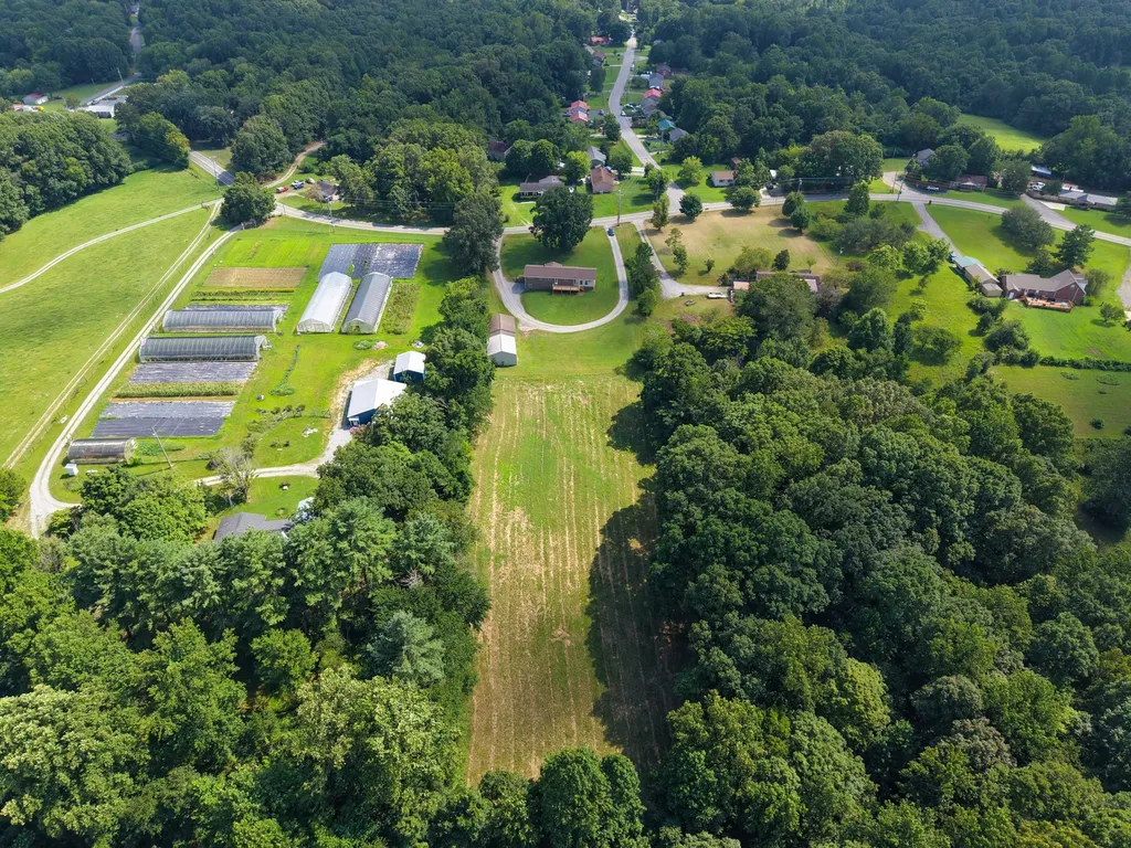 1283 Bandy Road Ashland City TN 37015