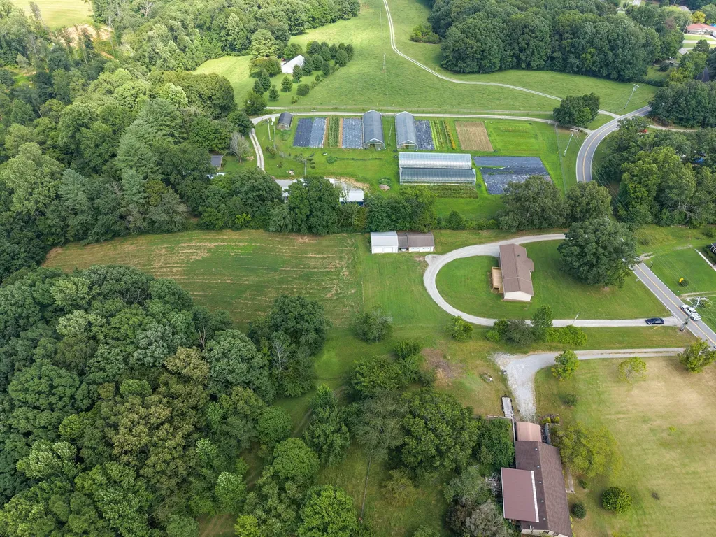 1283 Bandy Road Ashland City TN 37015