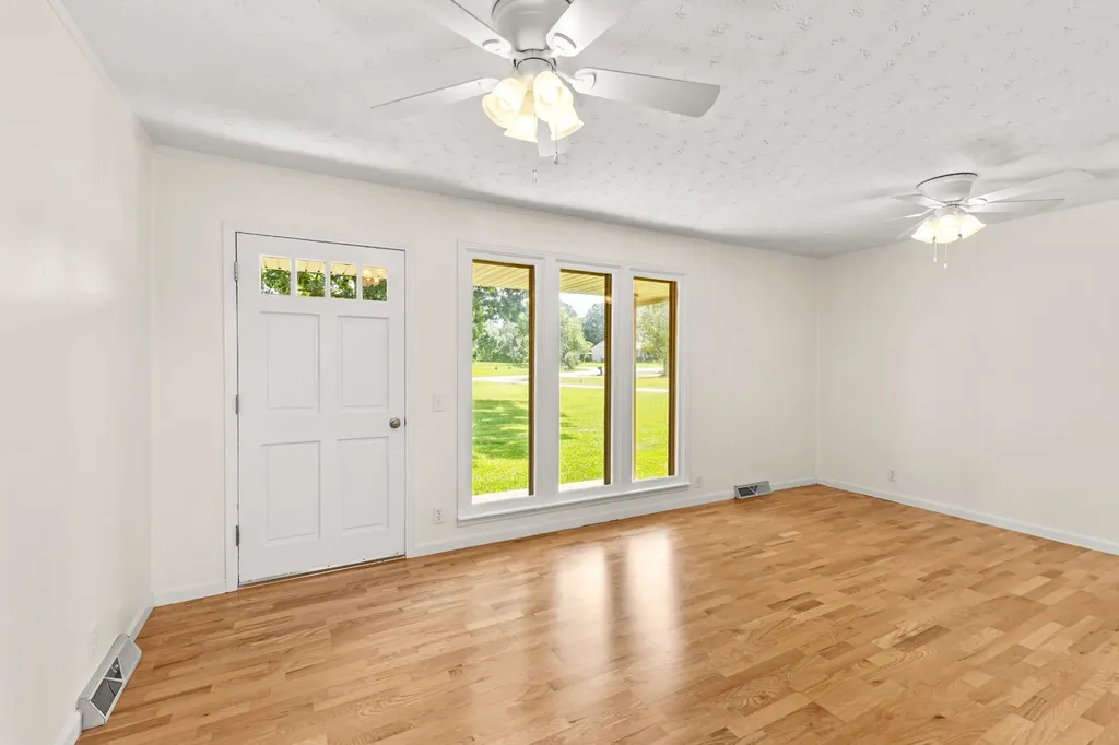 1283 Bandy Road Ashland City TN 37015