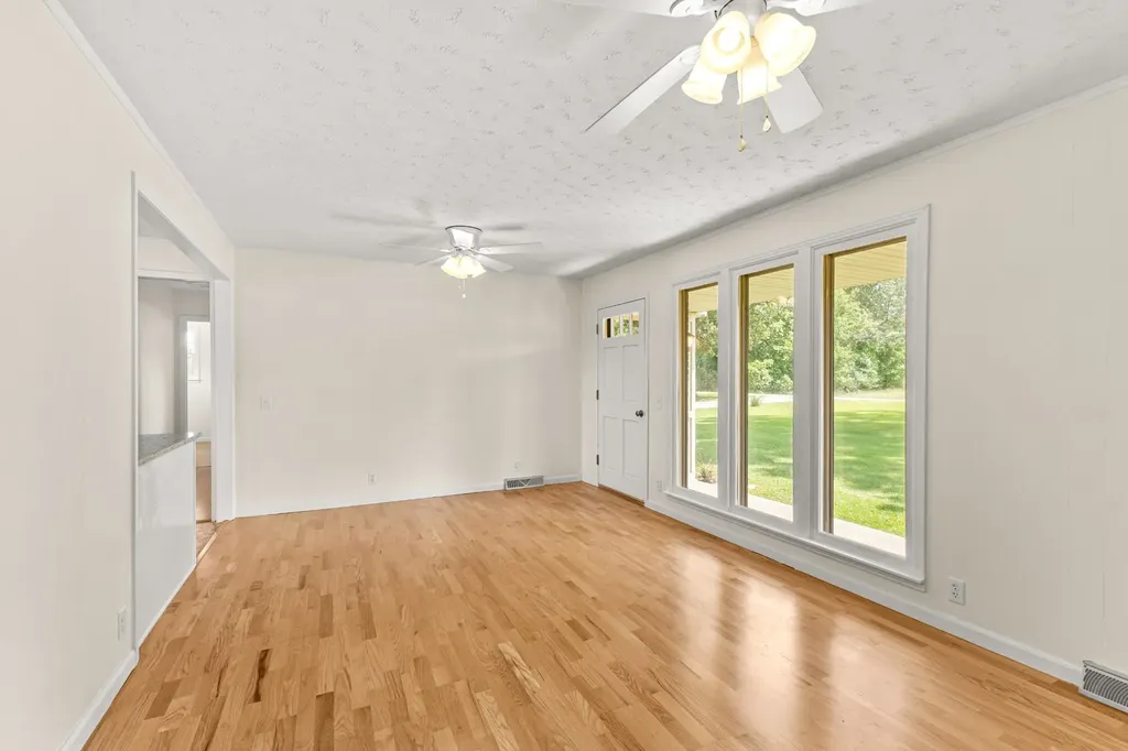 1283 Bandy Road Ashland City TN 37015