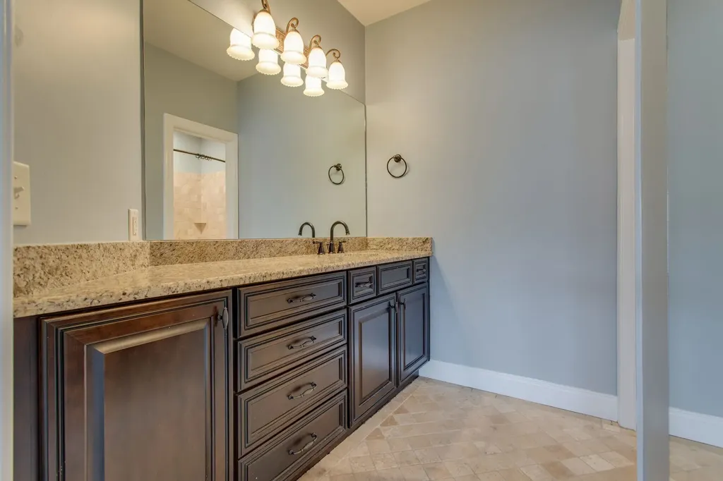209 Ashlawn Court Nashville TN 37215
