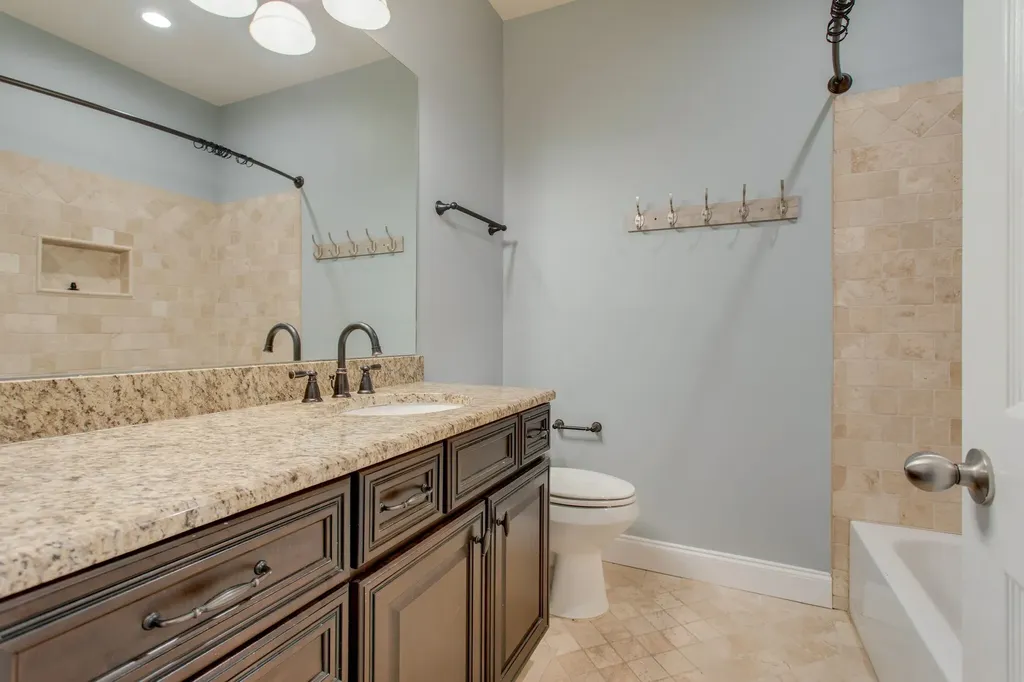 209 Ashlawn Court Nashville TN 37215