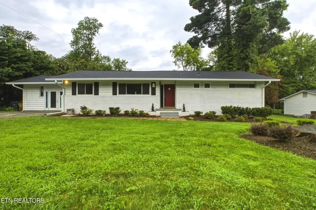 6919 Dorchester Drive Knoxville TN 37909