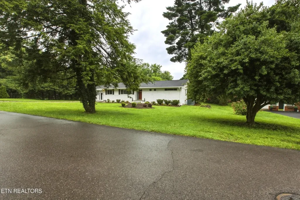 6919 Dorchester Drive Knoxville TN 37909