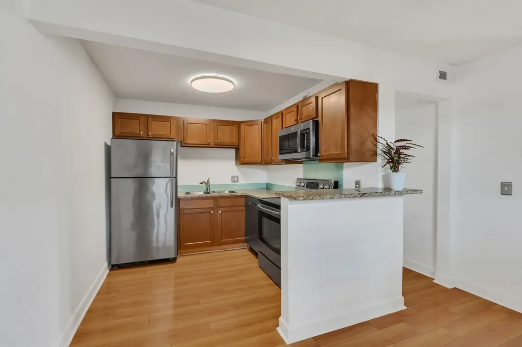 6680 Charlotte Pike Nashville TN 37209