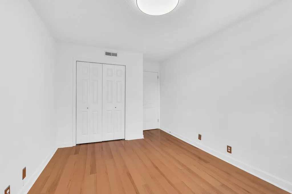 6680 Charlotte Pike Nashville TN 37209