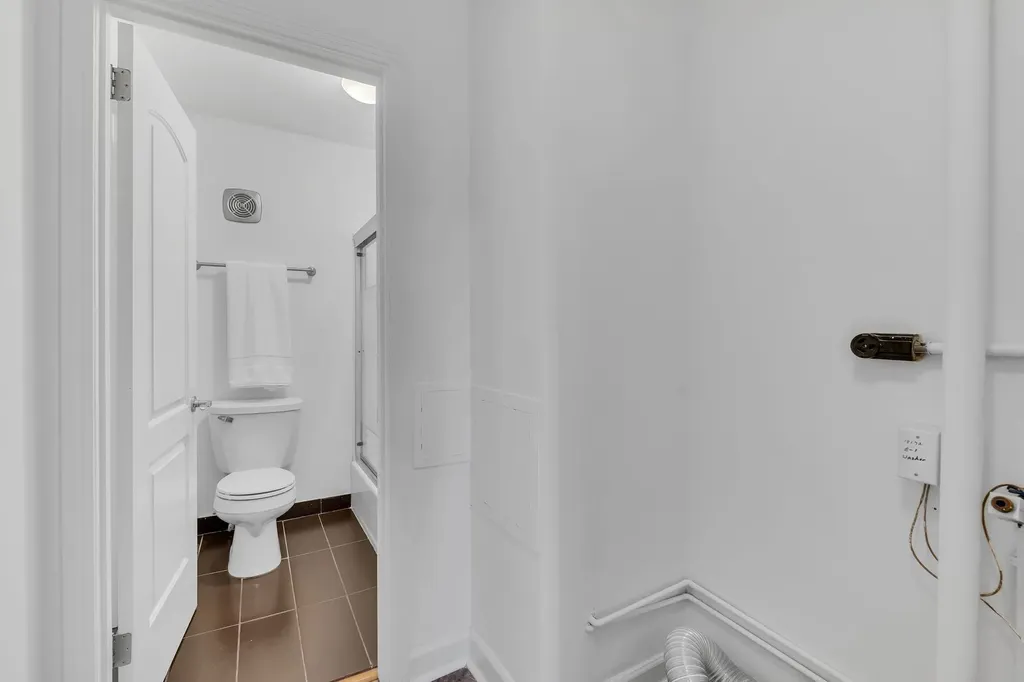 6680 Charlotte Pike Nashville TN 37209
