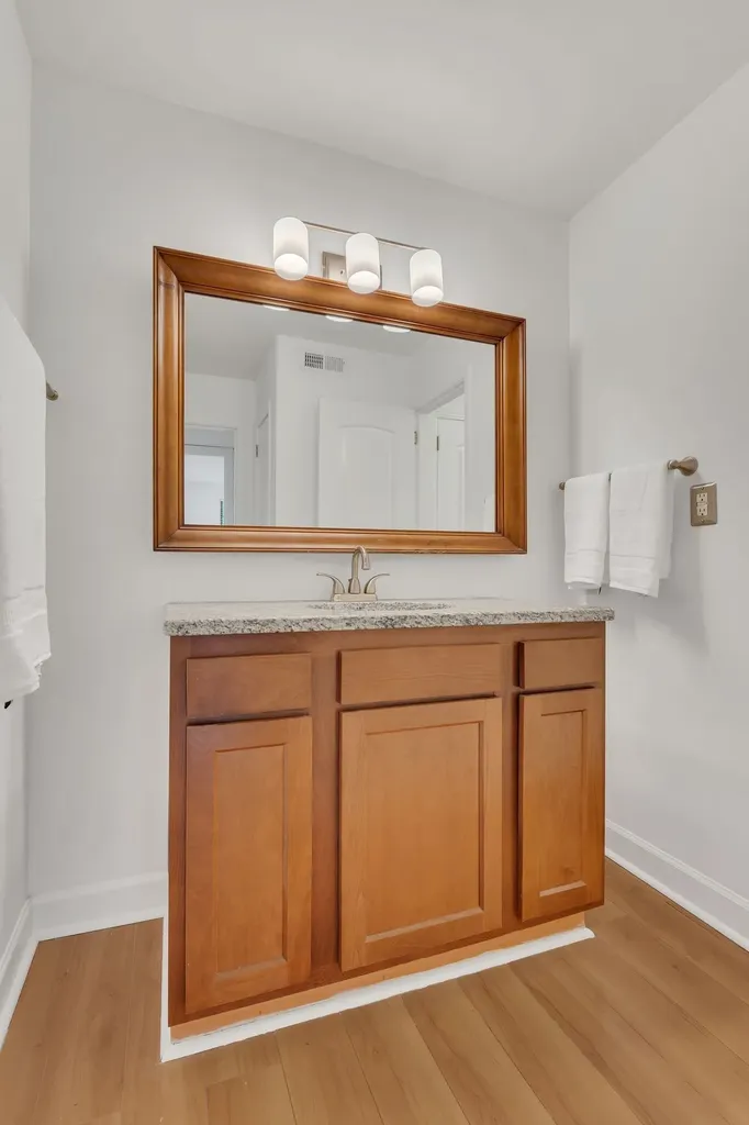 6680 Charlotte Pike Nashville TN 37209