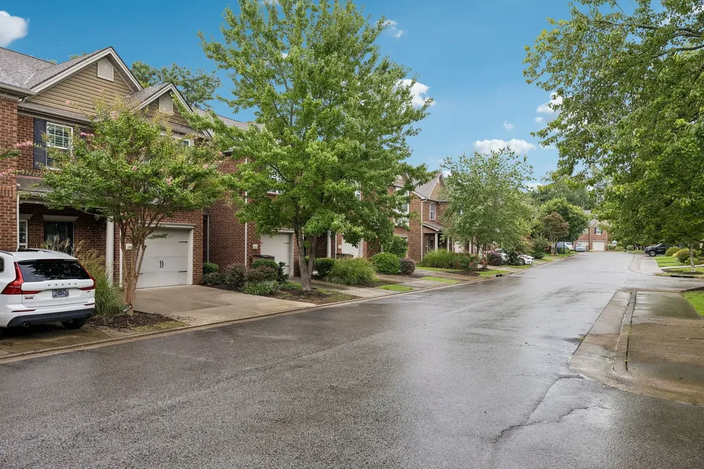 1424 Beech Grove Way Nashville TN 37211