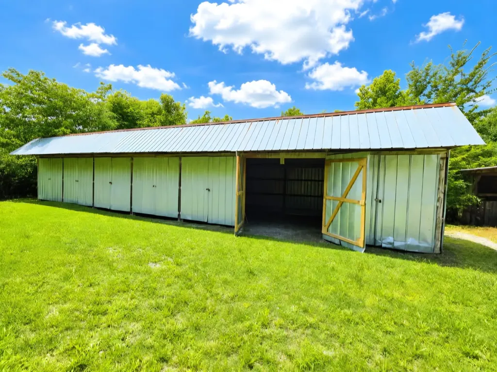 4111 Jefferson Road Smithville TN 37166