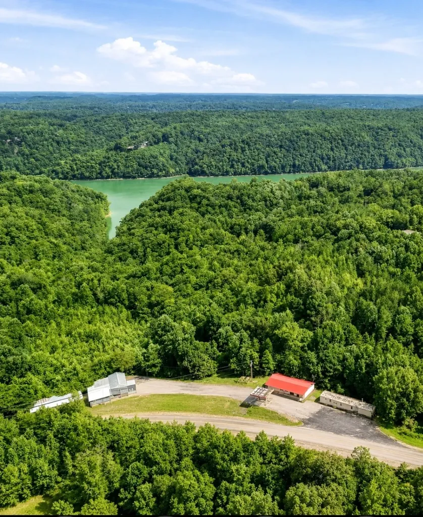 4111 Jefferson Road Smithville TN 37166