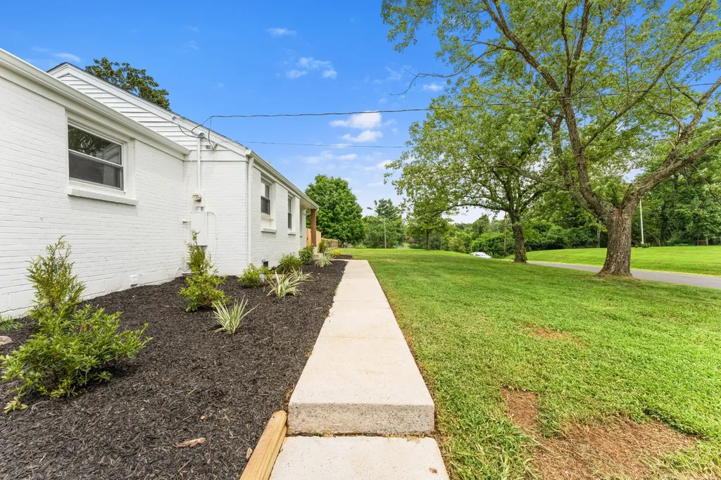 728 Evergreen Trail Madison TN 37115